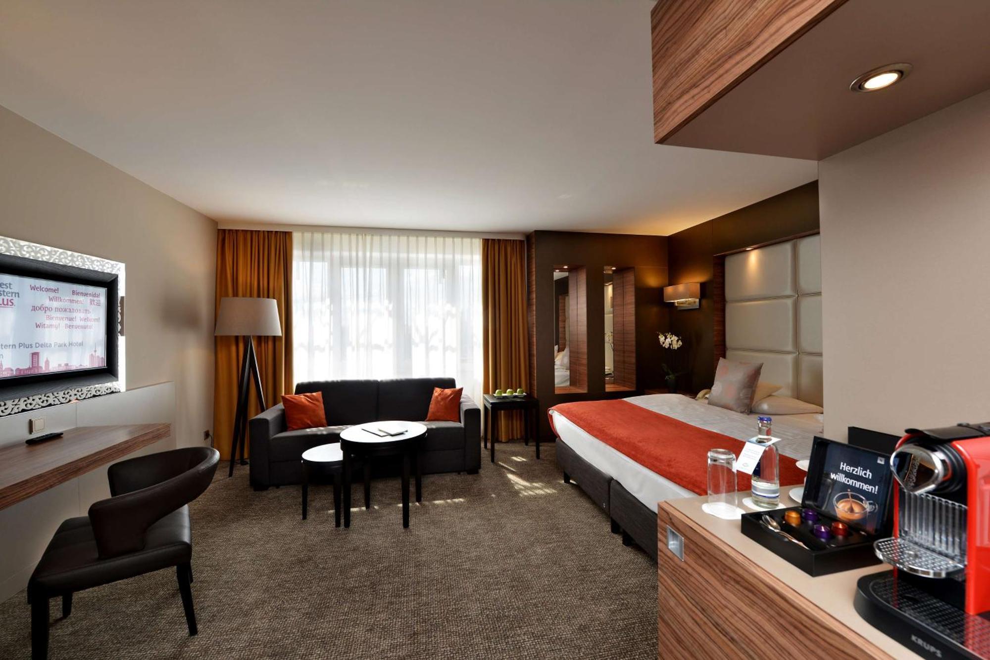 Best Western Plus Delta Park Hotel MHG Exteriör bild